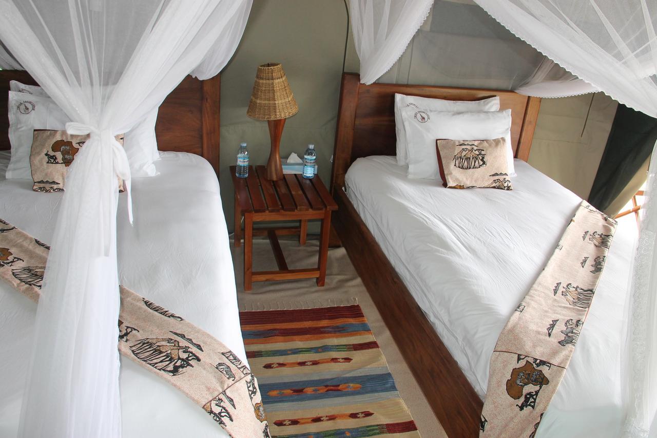 Twiga Safari Lodge Paraa ภายนอก รูปภาพ